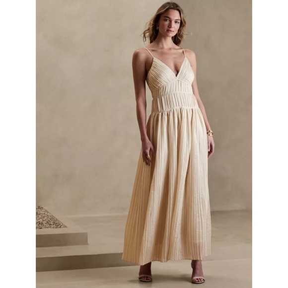 Banana Republic Dresses & Skirts - Banana Republic Jacqui Pleated Butter Pastel Cream Yellow Long Maxi Dress
